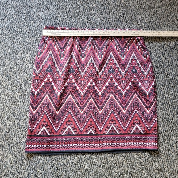 Christopher & Banks Bright Geometric Spandex Stretch Plus Size Skirt Size 2X - Picture 4 of 8